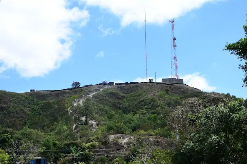 El Ejército instaló una base militar en Guatapurí, después de que la Corte Interamericana de Derechos Humanos decretó medidas provisionales de protección. Foto: Néstor De Ávila.