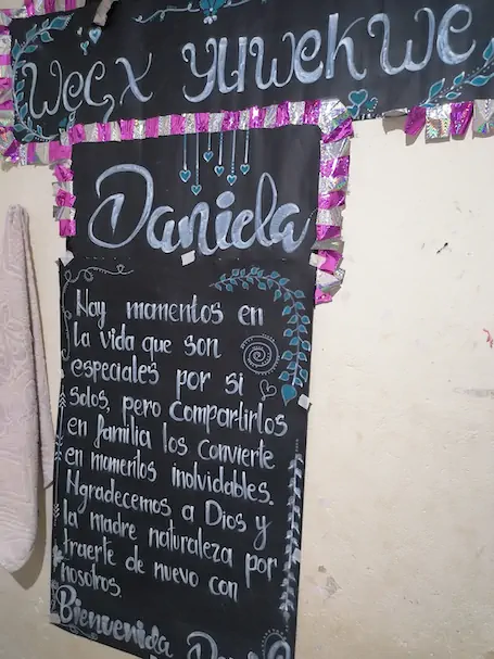 Uno de los muchos mensajes de apoyo que recibió Daniela tras el atentado que casi le quita la vida. Foto: Tatiana Escárraga