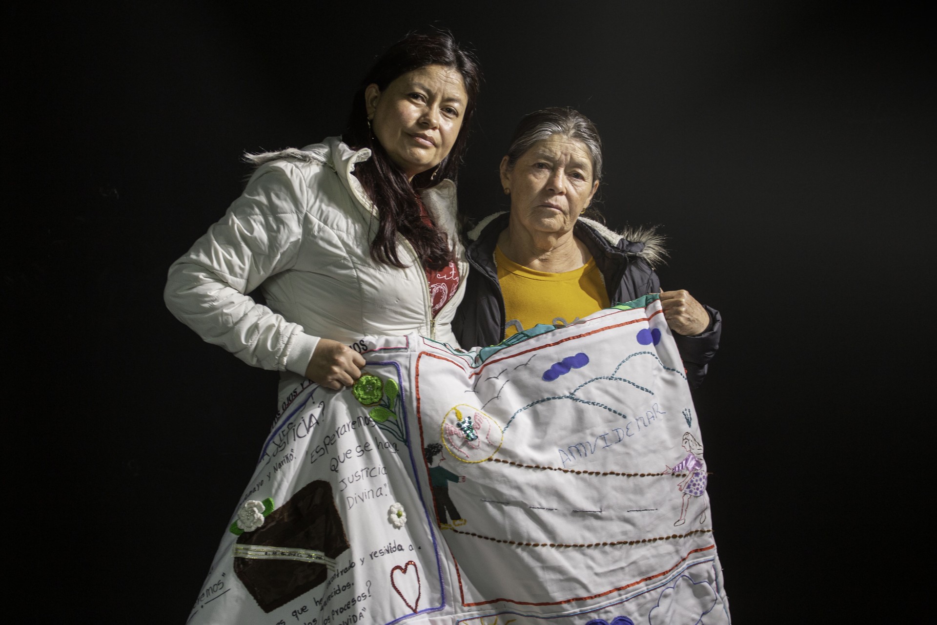 Dolores Vallejos Chalapud y Yuri González se acompañan en la búsqueda desde 2001, cuando su hermano y tío fue dado por desaparecido.
Foto: José Luis Narváez (2024).